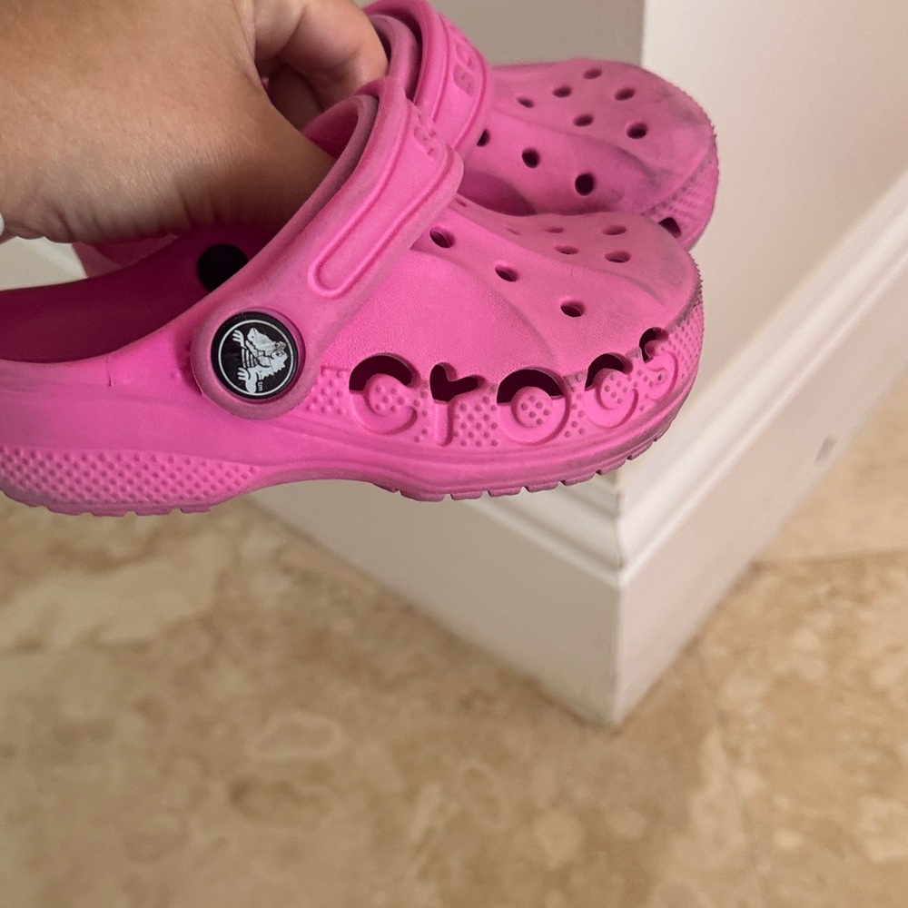 CROCS Kids Vibrant Pink Sandals